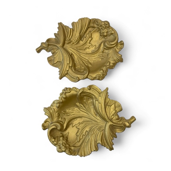 Vintage Ornate Gilt Gold Cast Metal Trinket Catchall Tray Dish Ashtray Set of 2